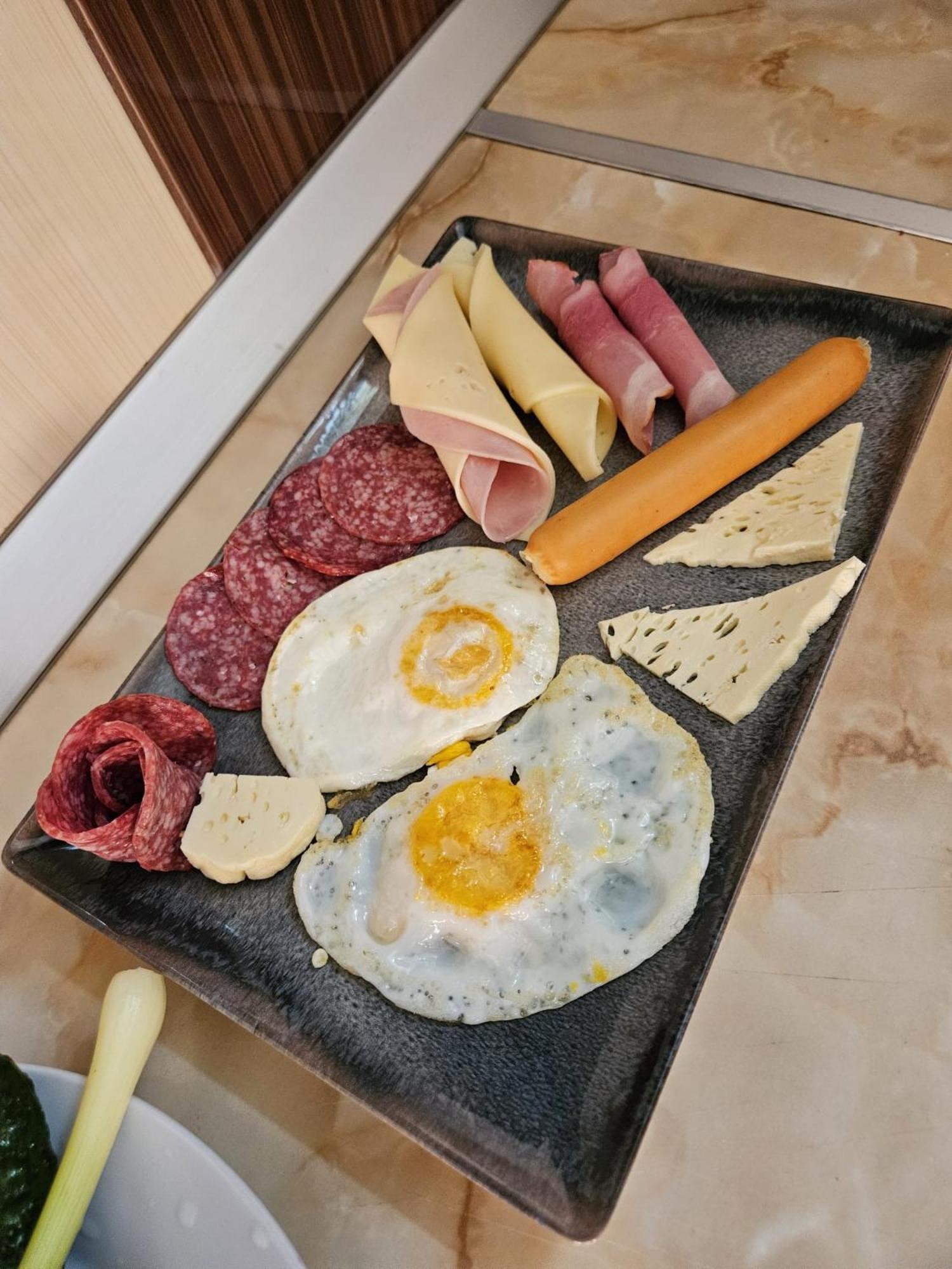 Pensiunea Gold Wellness&Spa Chiscau Екстериор снимка